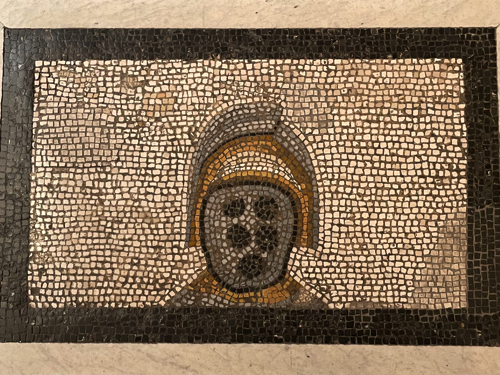 30 - Gladiator mask mosaic